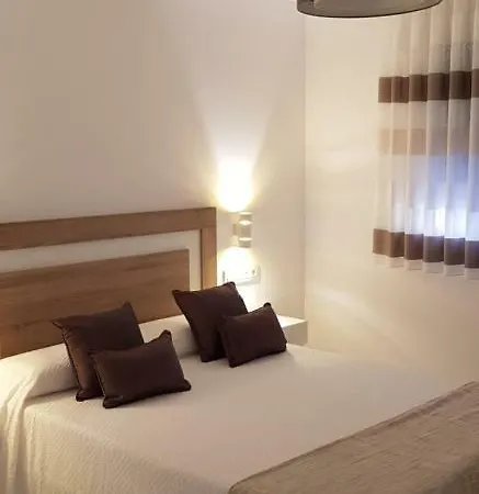 Apartamentos Miradores Del Isasa Herce Extérieur photo